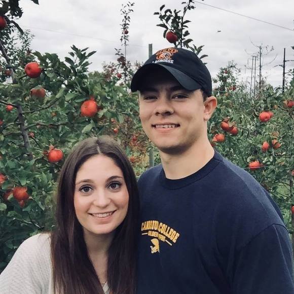 Meet your Posher, Emily - Picture 1 of 1